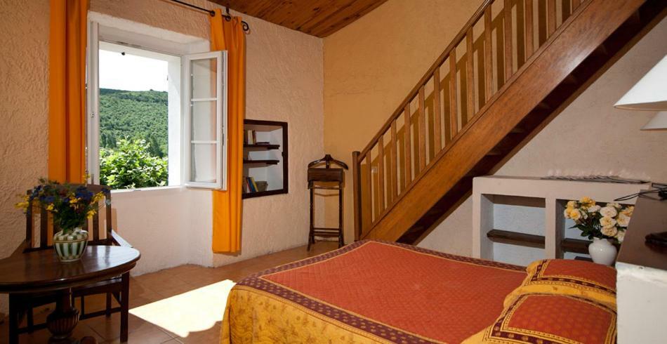 Domaine De Bertrandy Bed & Breakfast Allemagne-en-Provence Exterior foto
